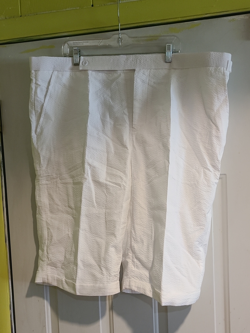 Classic White Men’s Seersucker Shorts